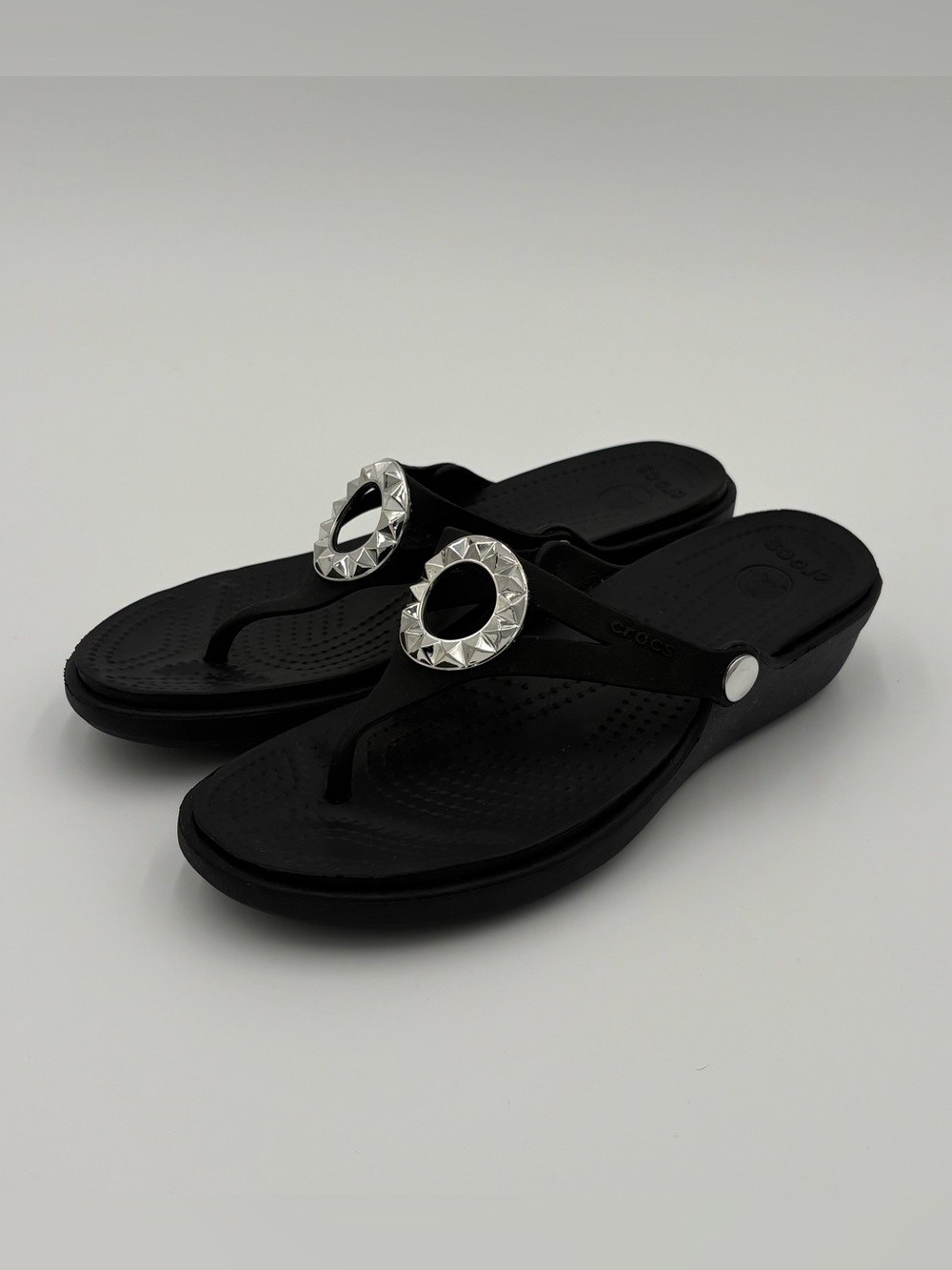 CROCS Black Women's Wedge Thong Sandals with Silver Ring Accent